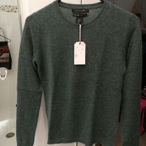 Tahari cashmere sweater
